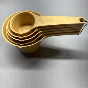 VTG Foley Measuring Cups 5 Piece Set Harvest Gold Nesting 1/8, 1/4, 1/3, 1/2, 1